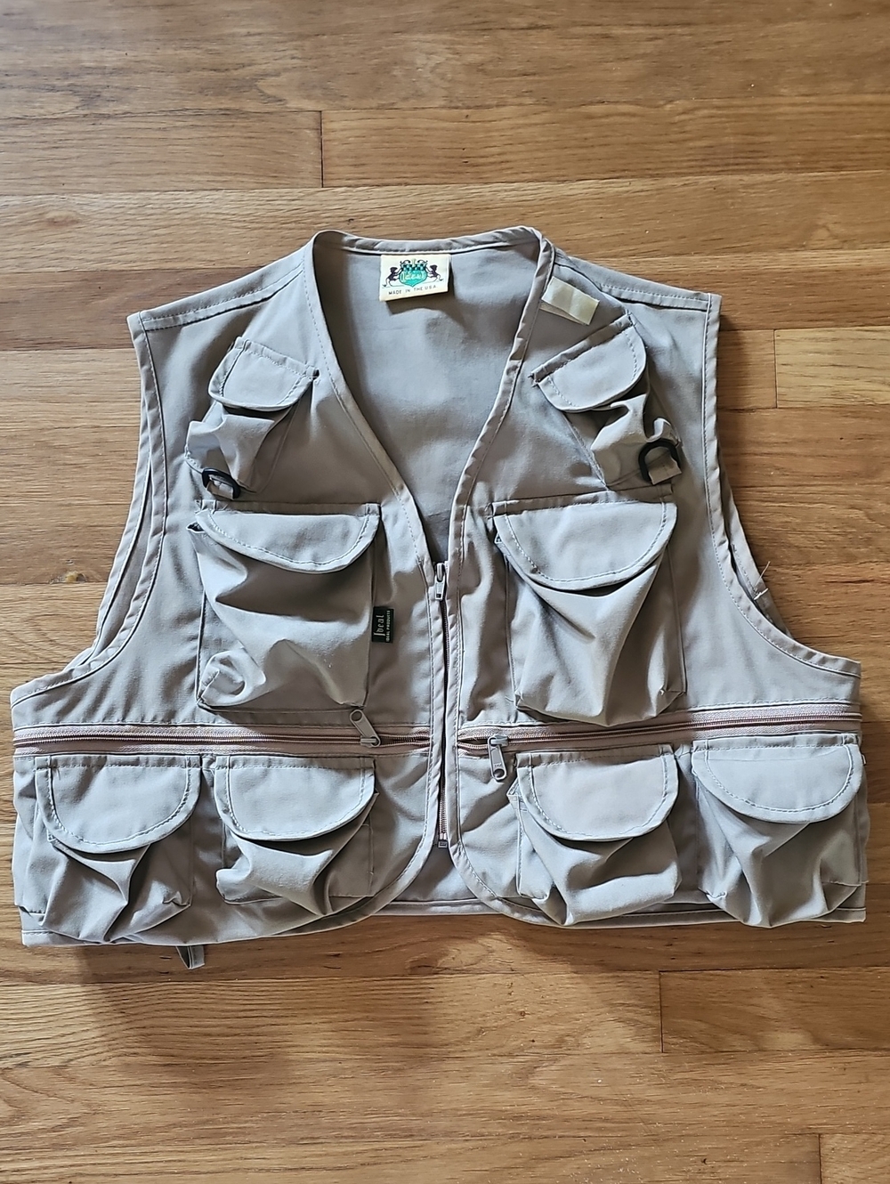 Ideal USA Vintage Tan Zip Front Fishing Vest Men's Medium Multi-Pocket Gorpcore